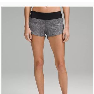 Lululemon 2.5 grey speed up shorts